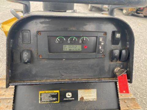 2013 John Deere 450J LT