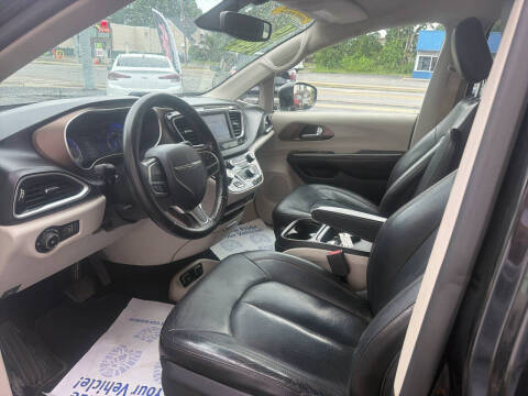 2019 Chrysler Pacifica Touring L