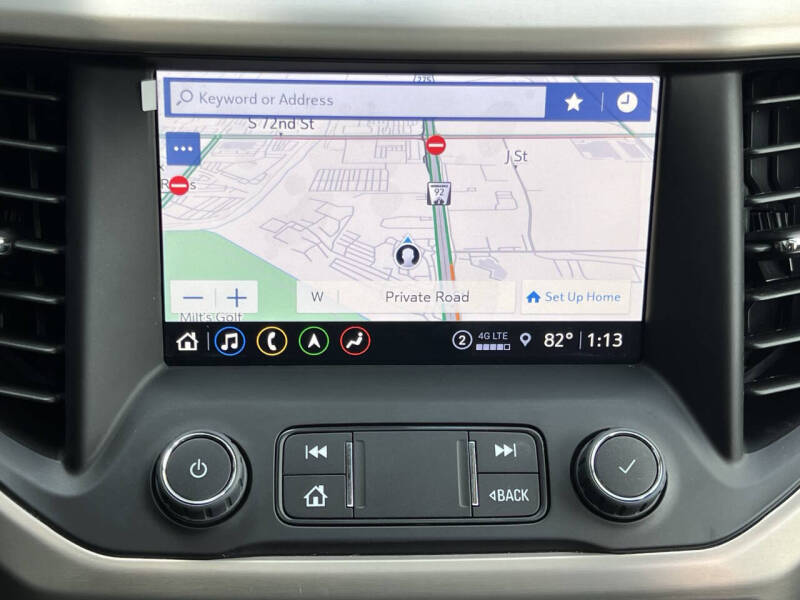 2023 GMC Acadia Denali