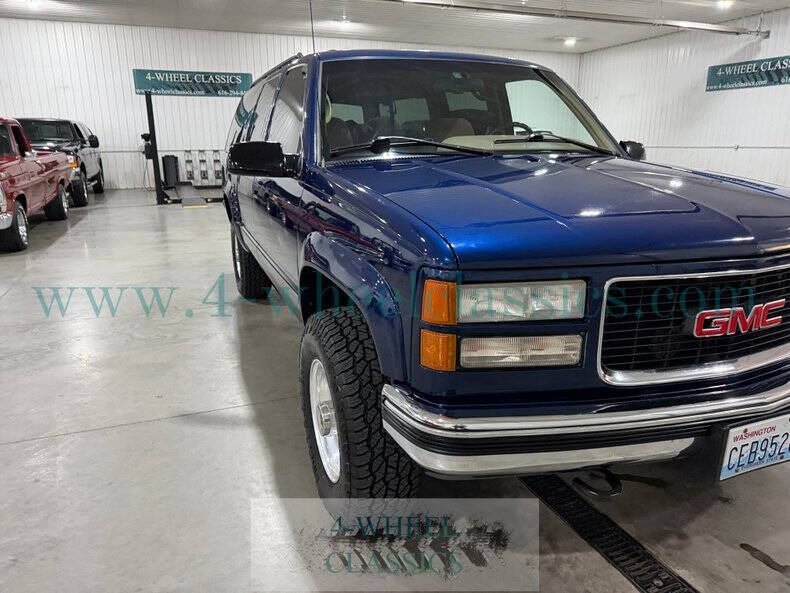 1995 GMC Suburban K2500