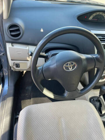 2008 Toyota Yaris