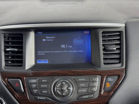2015 Nissan Pathfinder Platinum