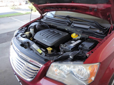 2015 Chrysler Town and Country Touring