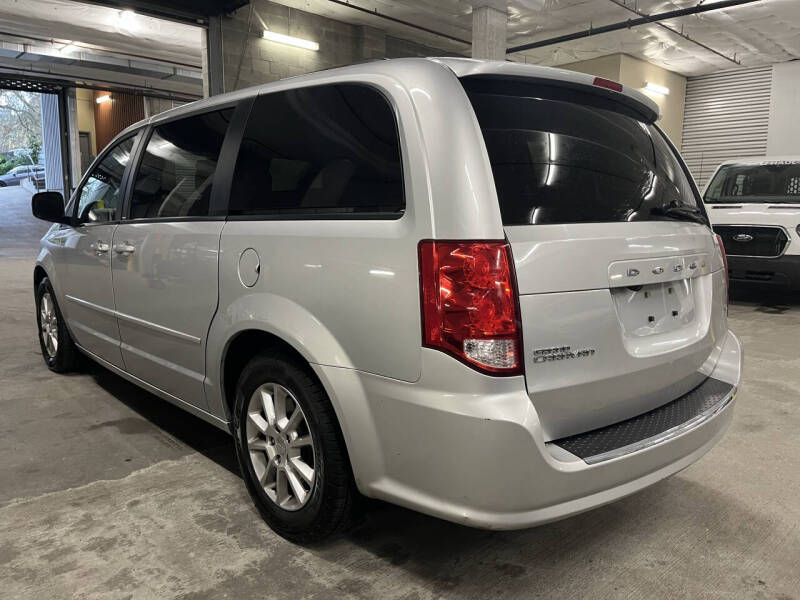 2012 Dodge Grand Caravan R/T