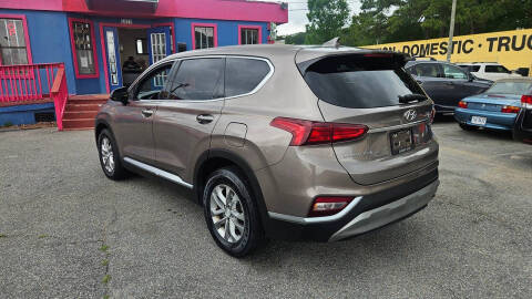 2019 Hyundai Santa Fe SEL 2.4L