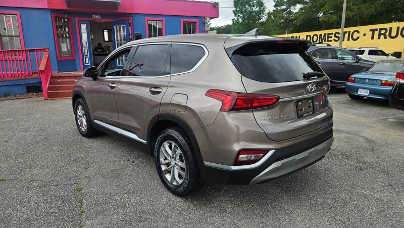 2019 Hyundai Santa Fe SEL 2.4L