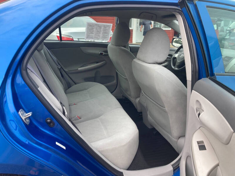 2010 Toyota Corolla LE