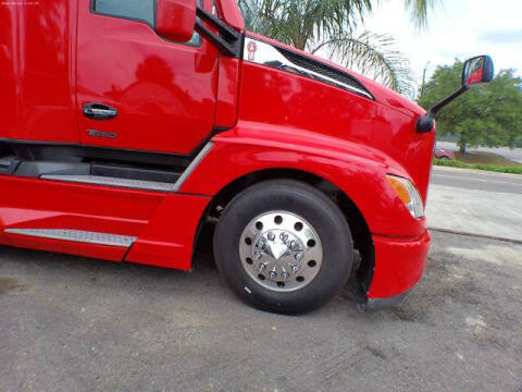 2023 Kenworth T680