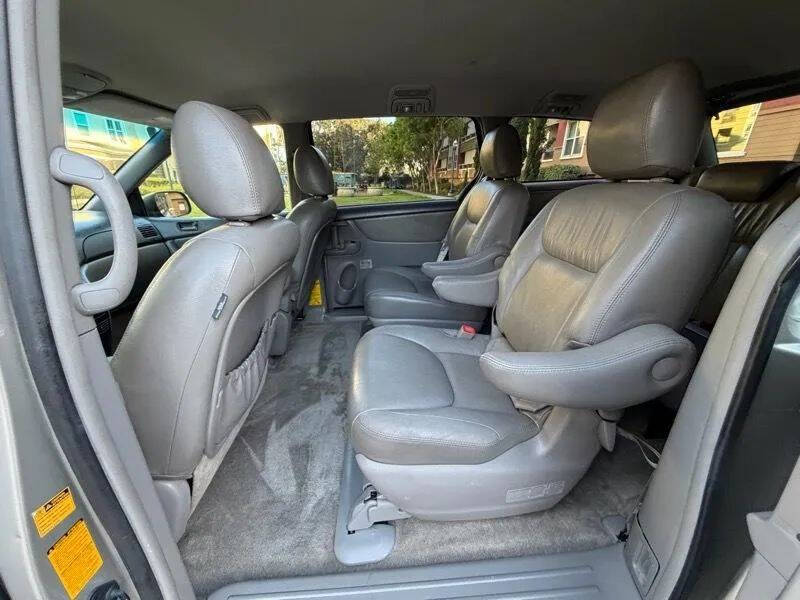 2010 Toyota Sienna