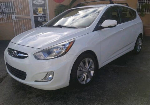 2013 hyundai accent hatchback deals for sale