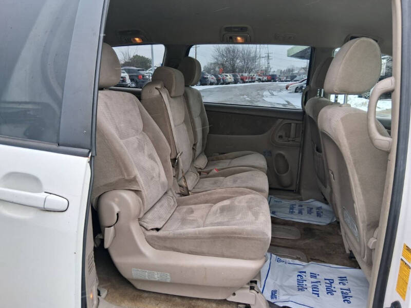 2008 Toyota Sienna LE 8-Passenger