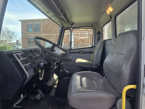 2000 Freightliner FL60