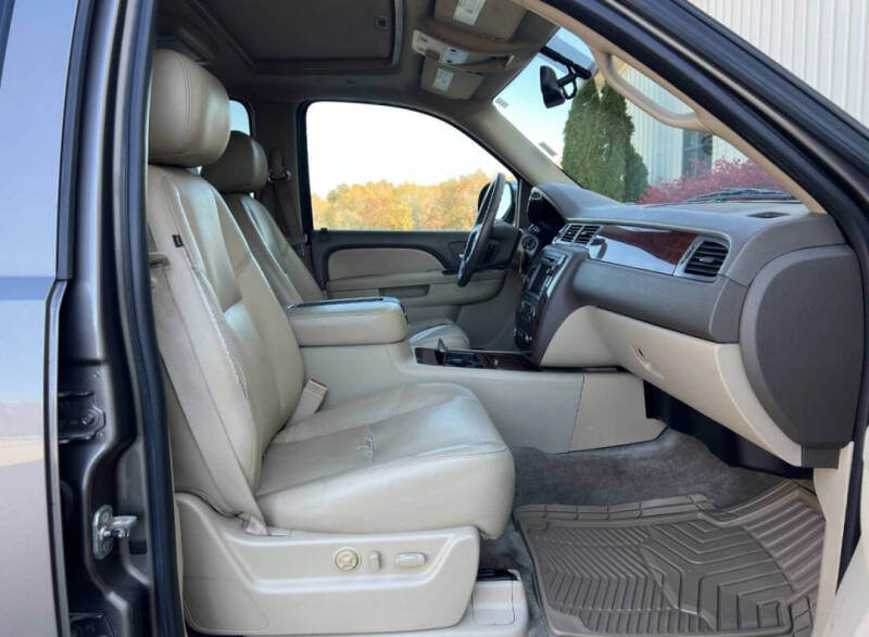 2011 Chevrolet Avalanche LTZ