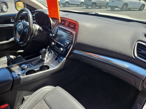 2017 Nissan Maxima 3.5 SR