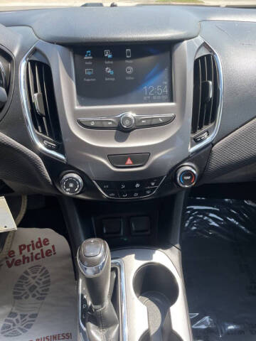 2017 Chevrolet Cruze LT Auto