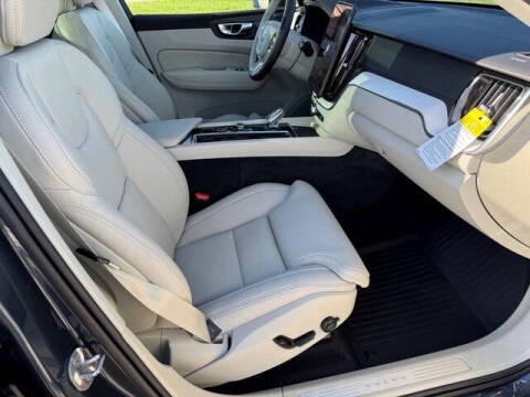 2026 Volvo XC60 B5 Ultra