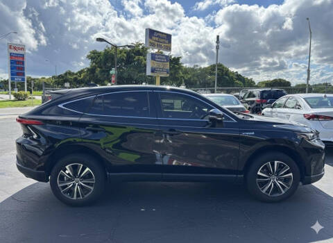 2021 Toyota Venza LE