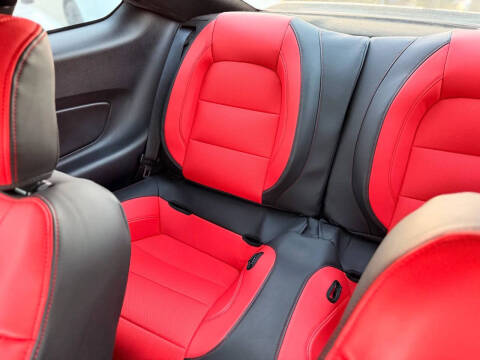 2015 Ford Mustang V6