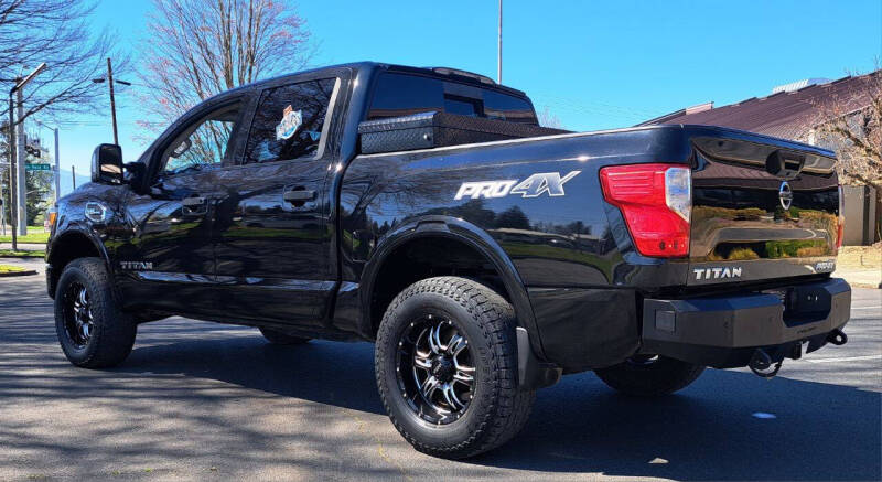 2017 Nissan Titan PRO-4X