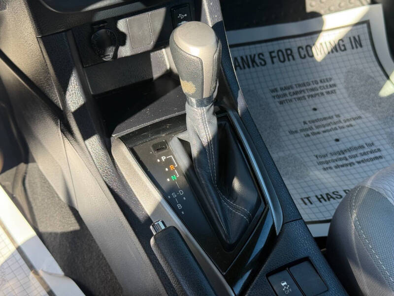 2015 Toyota Corolla LE