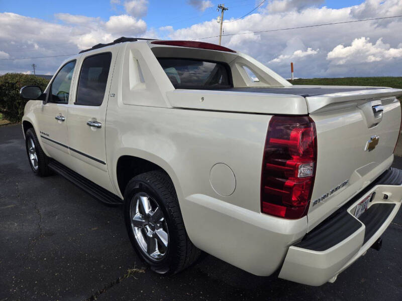 2012 Chevrolet Avalanche LTZ