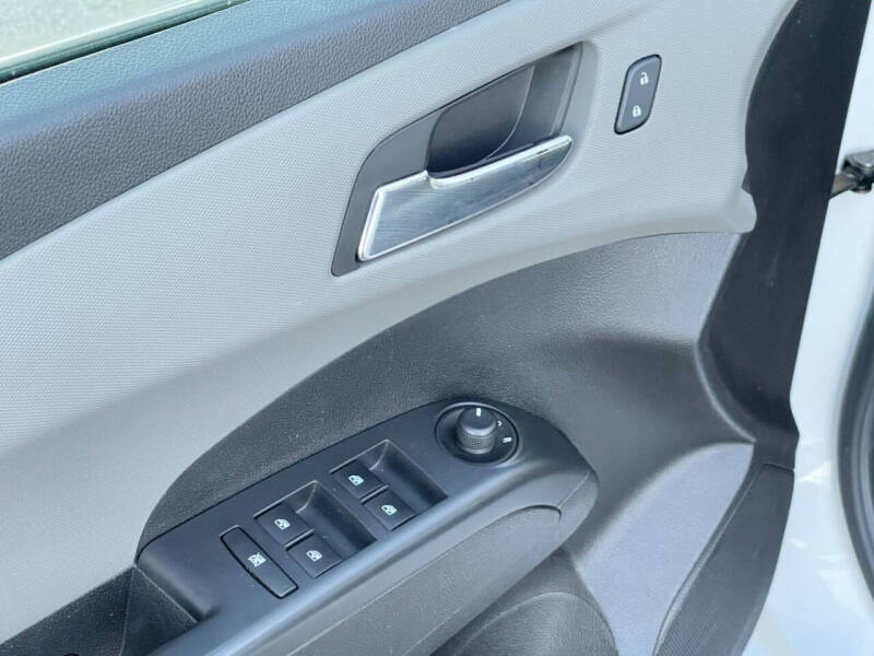 2016 Chevrolet Sonic LT Auto