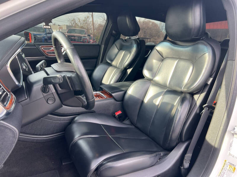 2020 Lincoln Continental Standard