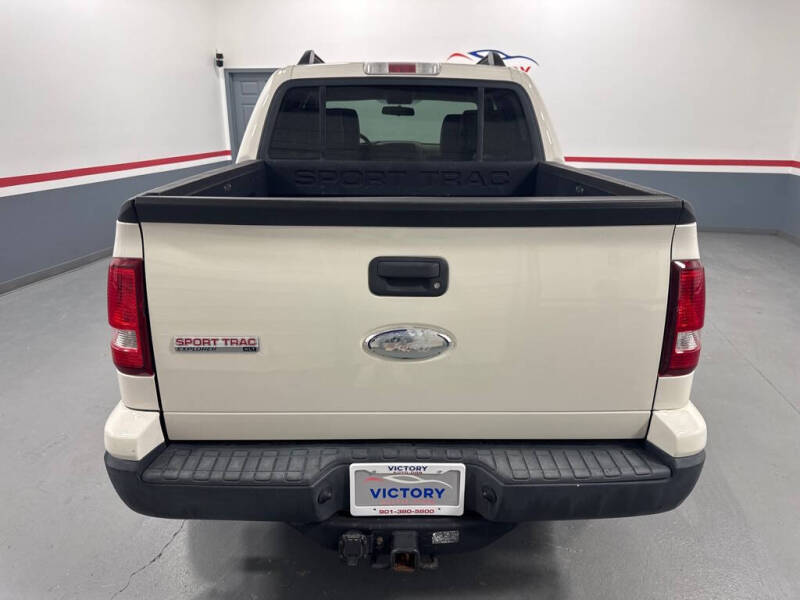 2010 Ford Explorer Sport Trac XLT
