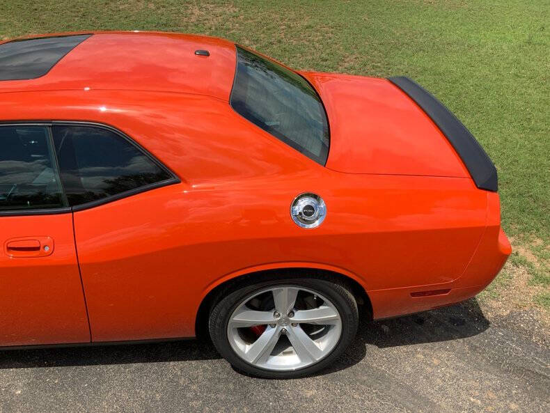 2008 Dodge Challenger SRT8