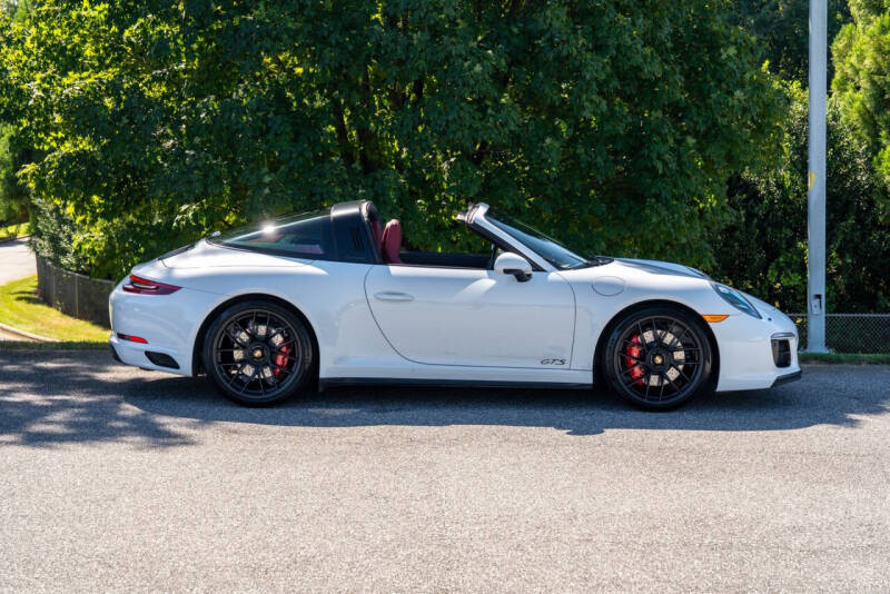 2018 Porsche 911 Targa 4 GTS
