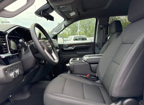 2026 GMC Sierra 1500 Elevation Standard