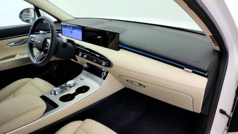 2026 Genesis GV70 2.5T Select