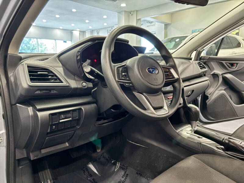 2017 Subaru Impreza 2.0i