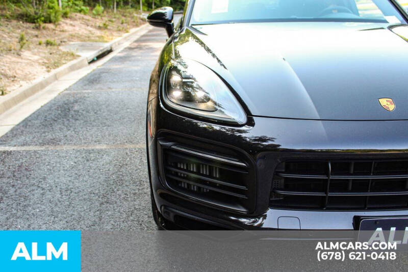 2022 Porsche Cayenne GTS Coupe