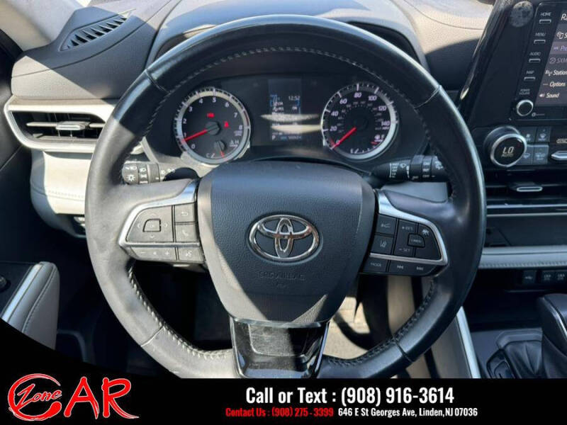 2021 Toyota Highlander LE