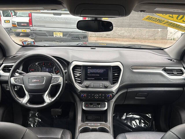 2020 GMC Acadia SLT