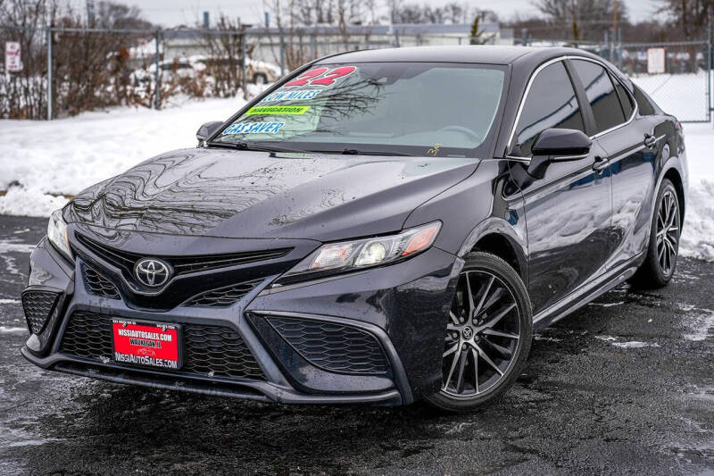 2022 Toyota Camry SE