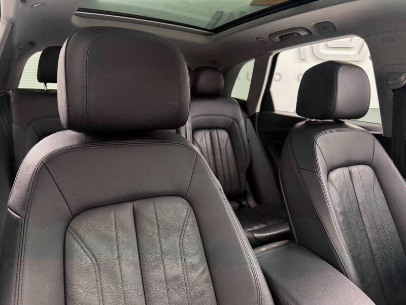 2018 Audi Q5 2.0T quattro Premium Plus