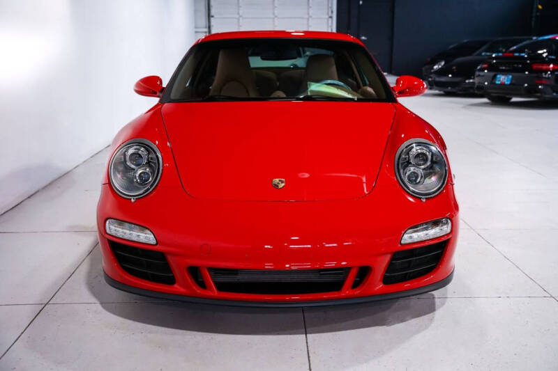 2012 Porsche 911 Carrera 4 GTS