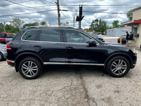 2016 Volkswagen Touareg VR6 Lux