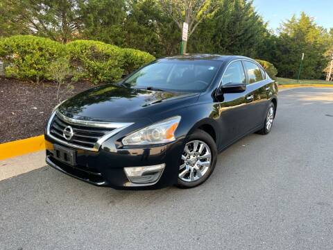 2014 Nissan Altima for sale at Aren Auto Group in Chantilly VA
