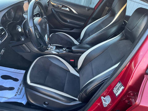 2018 Infiniti QX30