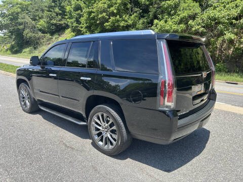 2019 Cadillac Escalade Luxury