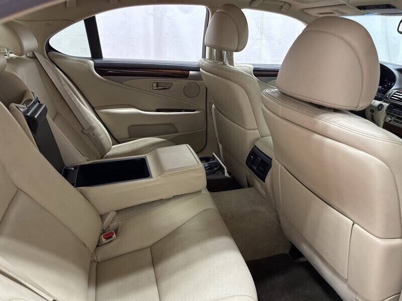 2014 Lexus LS 460