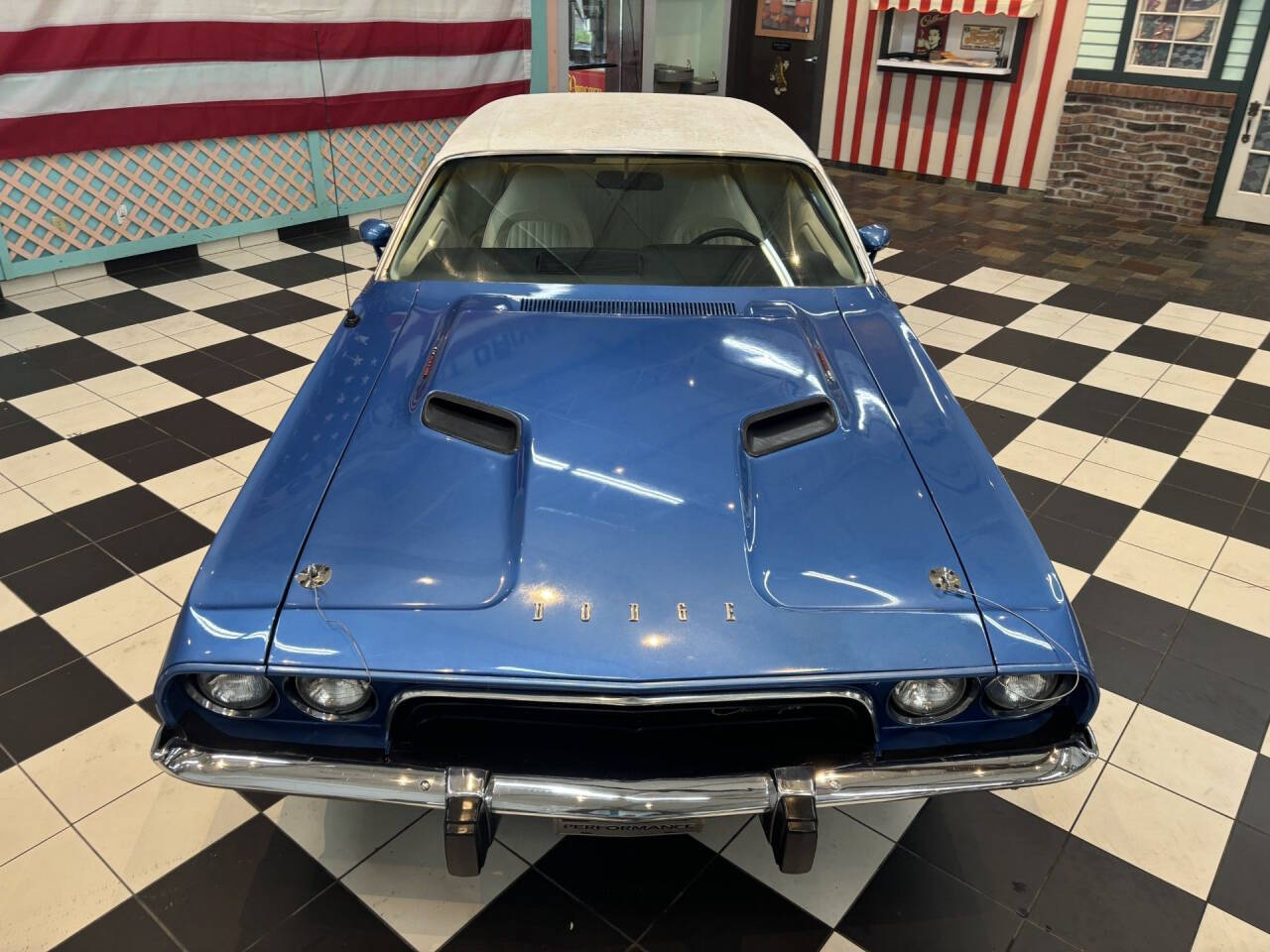 1973 Dodge Challenger 14