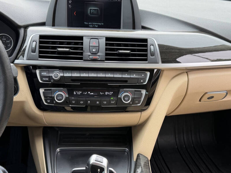 2018 BMW 3 Series 320i