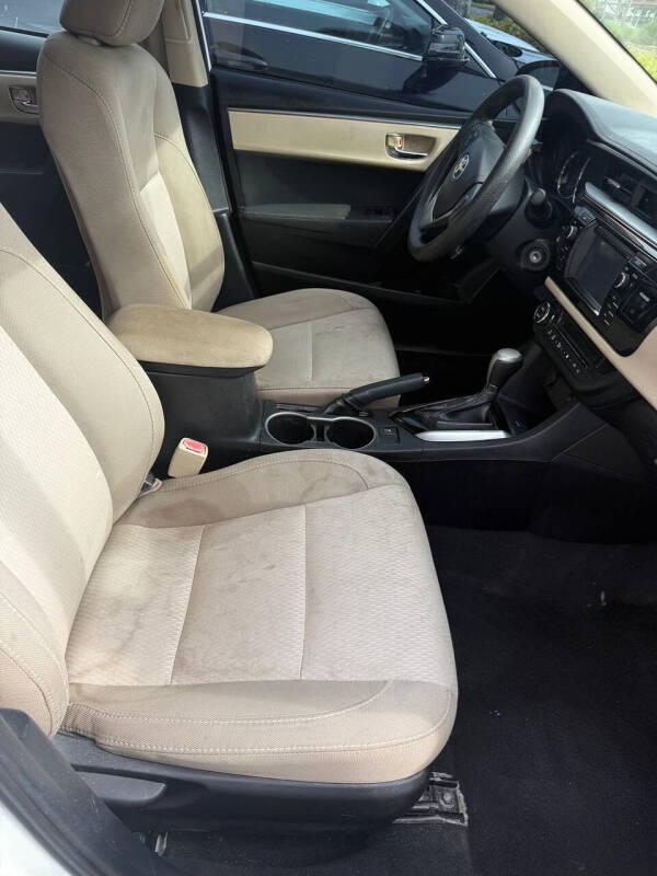 2015 Toyota Corolla LE