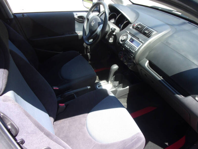 Image 7 of 2008 Honda Fit