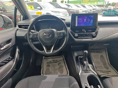 2024 Toyota Corolla Hatchback SE
