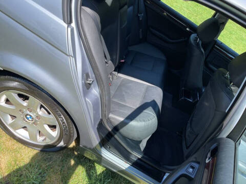 2005 BMW 3 Series 325xi